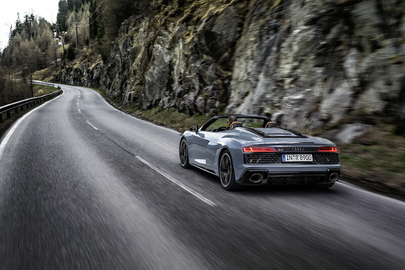 Audi R8 V10 performance RWD