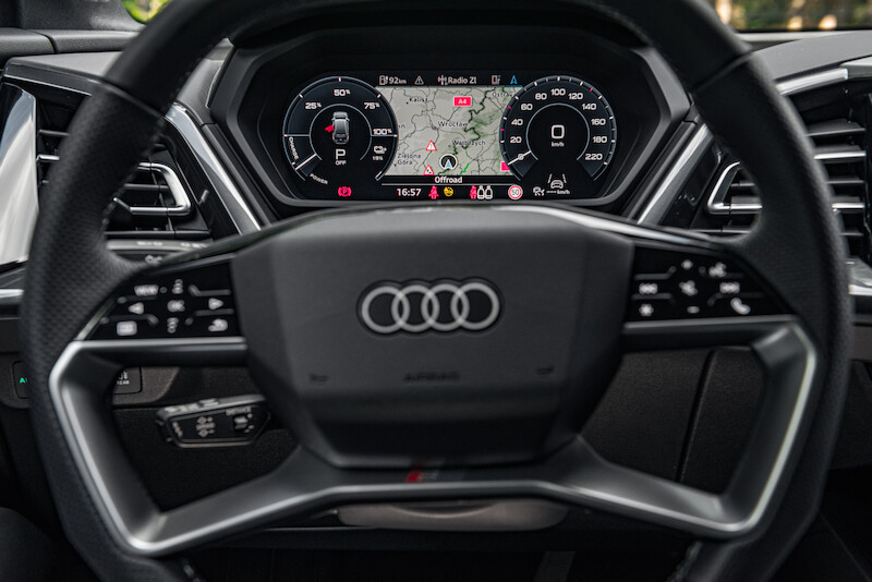 Audi Q4 e-tron - interior