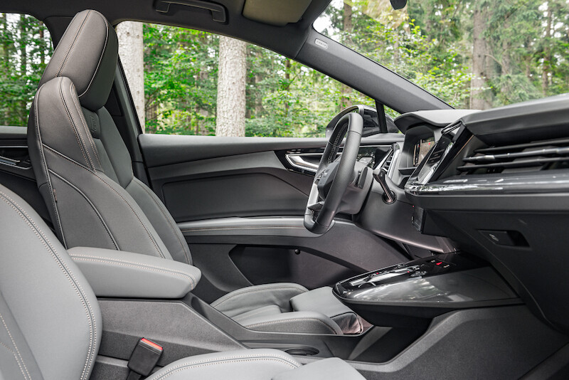 Audi Q4 e-tron - interior
