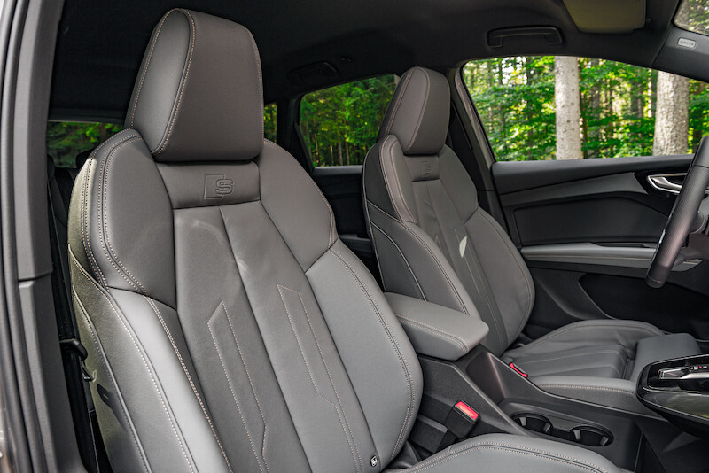 Audi Q4 e-tron - interior