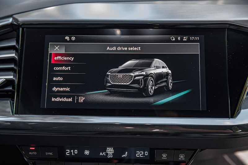 Audi Q4 e-tron - interior