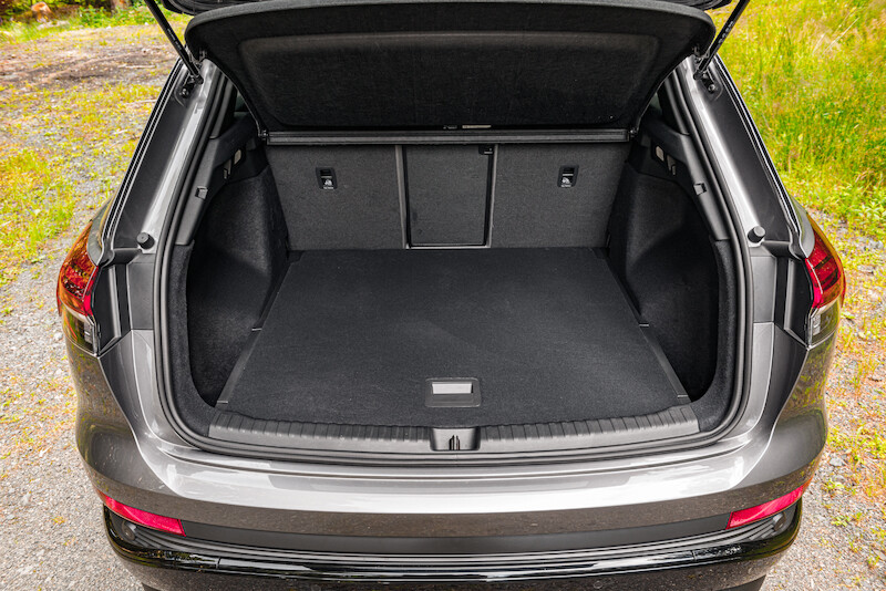Audi Q4 e-tron - interior