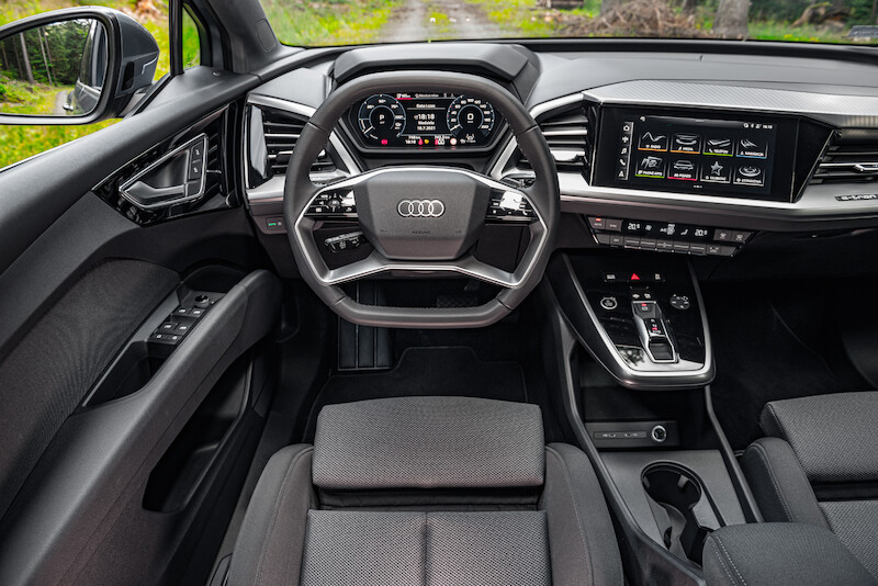 Audi Q4 e-tron - interior