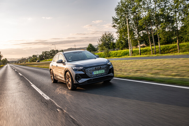 Audi Q4 e-tron - motion
