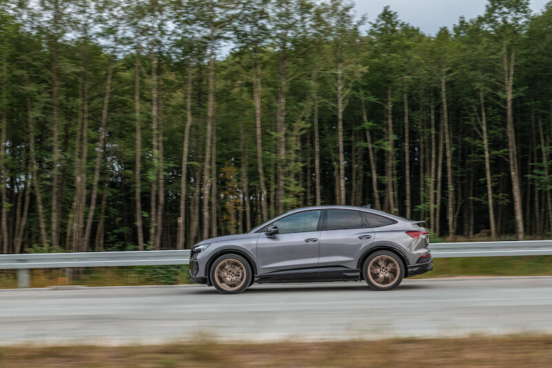 Audi Q4 Sportback e-tron - motion