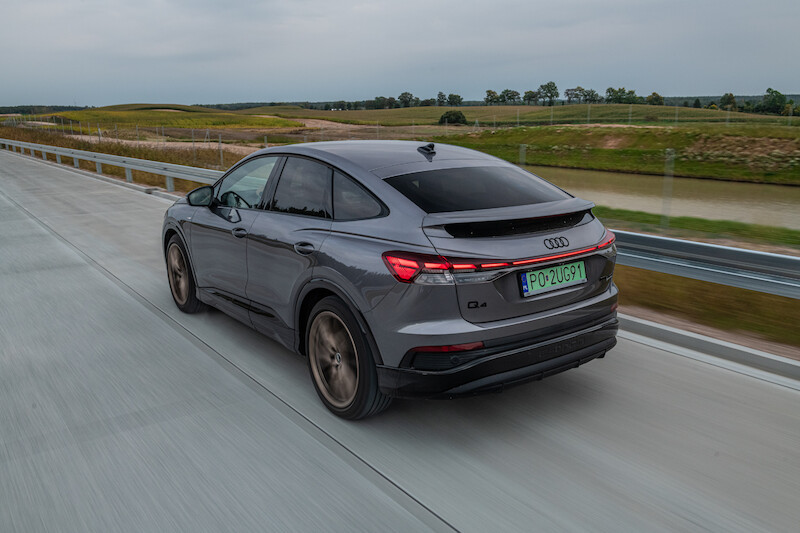 Audi Q4 Sportback e-tron - motion