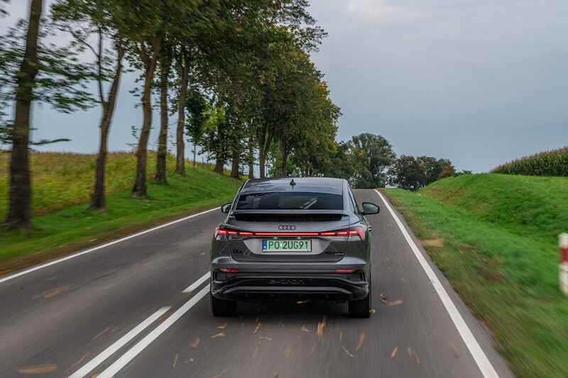 Audi Q4 Sportback e-tron - motion