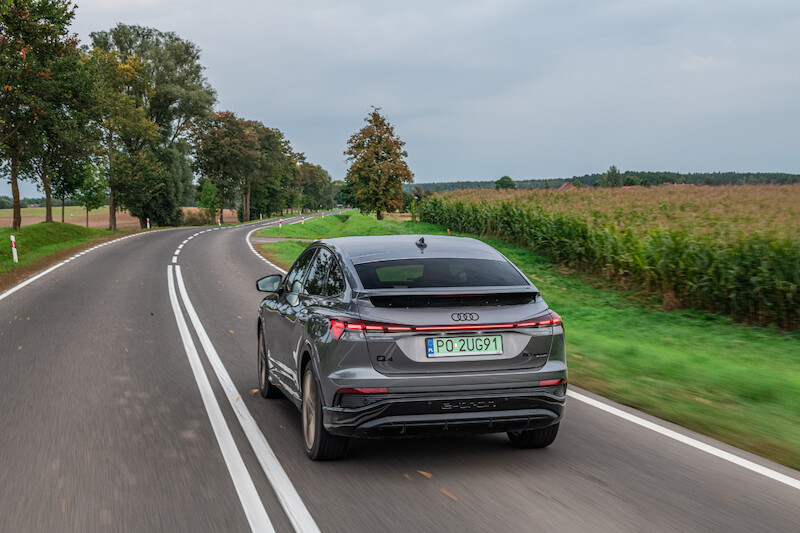Audi Q4 Sportback e-tron - motion