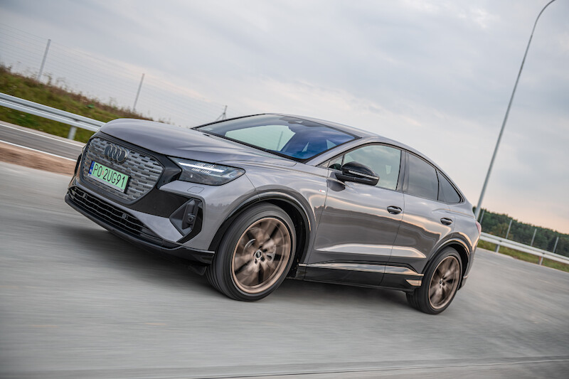 Audi Q4 Sportback e-tron - motion