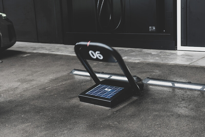 Pierwsza na świecie: start Audi charging hub - stacji szybkiego ładowania samochodów elektrycznych na terenach miejskich