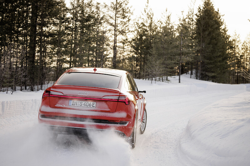 Dlaczego Audi jeździ jak Audi: DNA właściwości jezdnych Audi