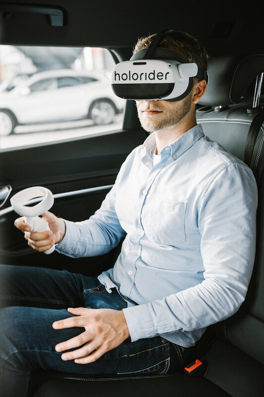 Już latem 2022 r. Audi stanie się pierwszym na świecie producentem z branży motoryzacyjnej, który przekształci samochód w platformę doświadczeń ze świata virtual reality