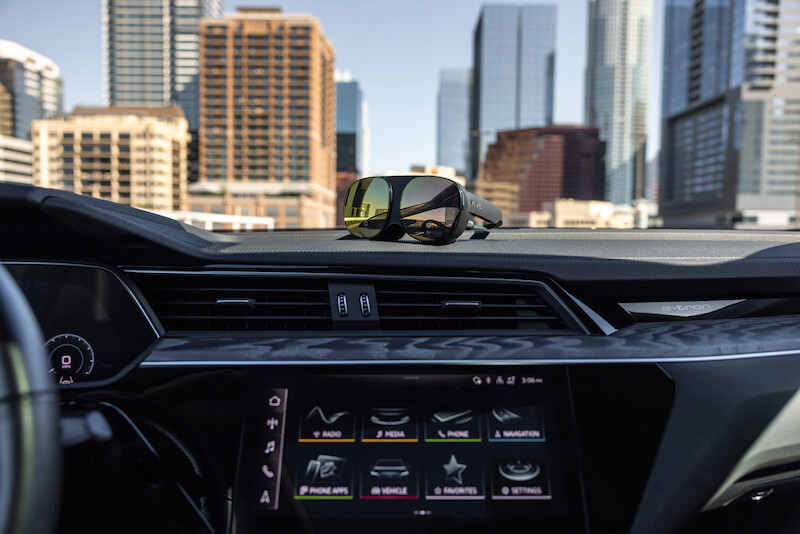 Już latem 2022 r. Audi stanie się pierwszym na świecie producentem z branży motoryzacyjnej, który przekształci samochód w platformę doświadczeń ze świata virtual reality