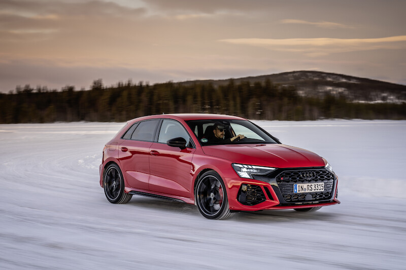 Audi RS 3: taniec na śniegu