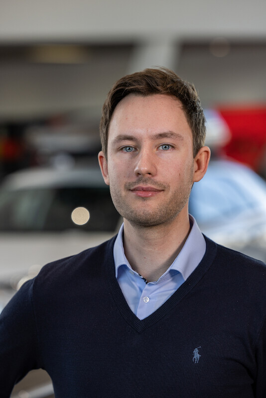 Start pilotażowego projektu: Wadliwe szyby samochodowe będą przetwarzane w zupełnie nowe szyby do Audi Q4 e-tron