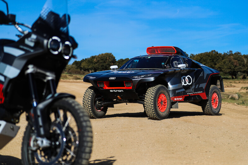 Podwójna premiera: Audi, Ducati i wspólna off-roadowa impreza