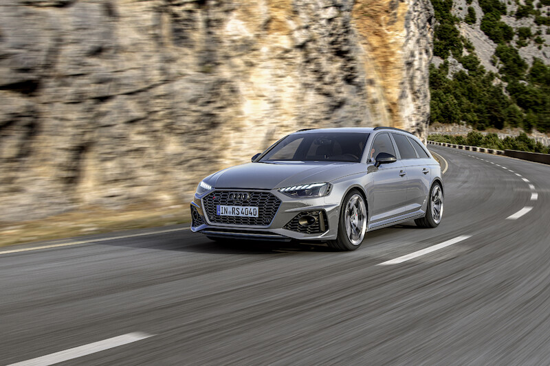 Emocje na najwyższych obrotach: nowe pakiety Competition dla Audi RS 4 Avant i Audi RS 5