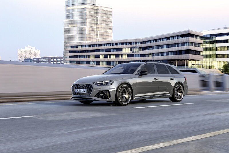 Emocje na najwyższych obrotach: nowe pakiety Competition dla Audi RS 4 Avant i Audi RS 5
