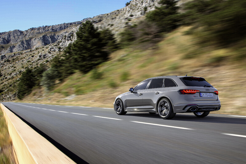 Emocje na najwyższych obrotach: nowe pakiety Competition dla Audi RS 4 Avant i Audi RS 5