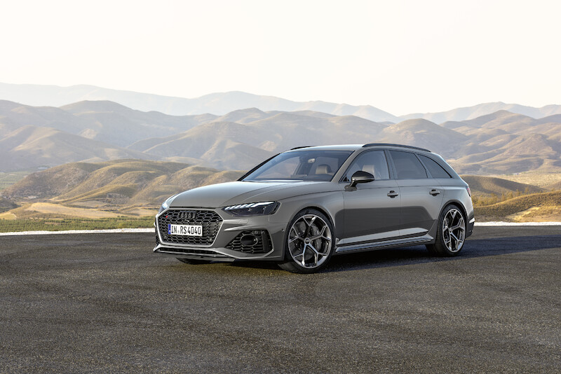 Emocje na najwyższych obrotach: nowe pakiety Competition dla Audi RS 4 Avant i Audi RS 5