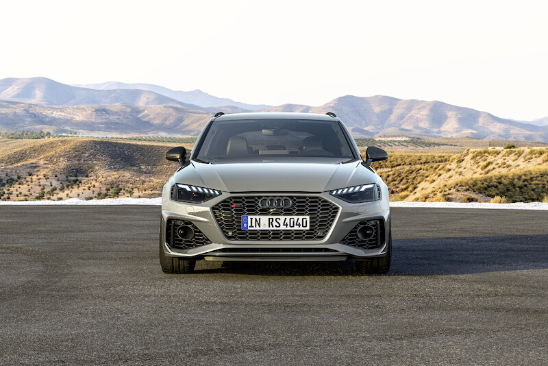 Emocje na najwyższych obrotach: nowe pakiety Competition dla Audi RS 4 Avant i Audi RS 5