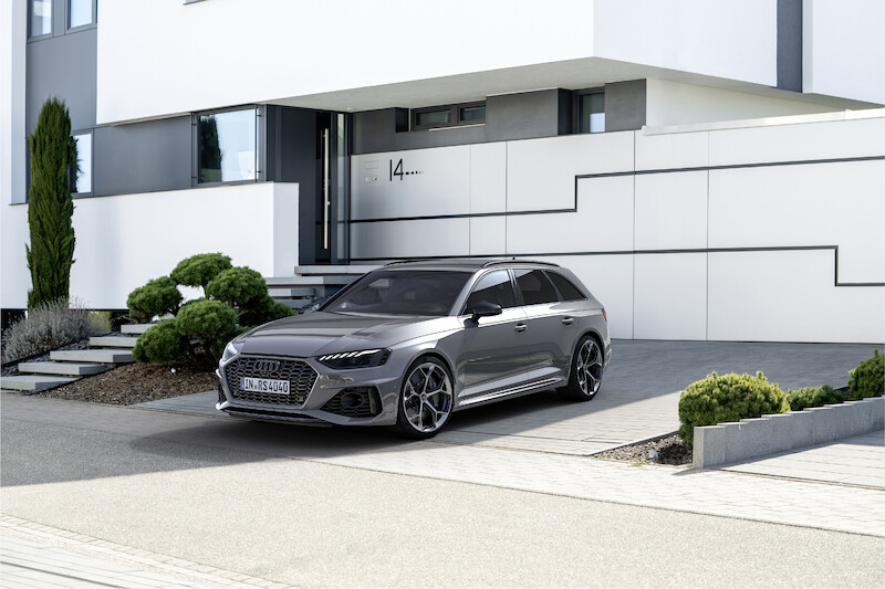 Emocje na najwyższych obrotach: nowe pakiety Competition dla Audi RS 4 Avant i Audi RS 5