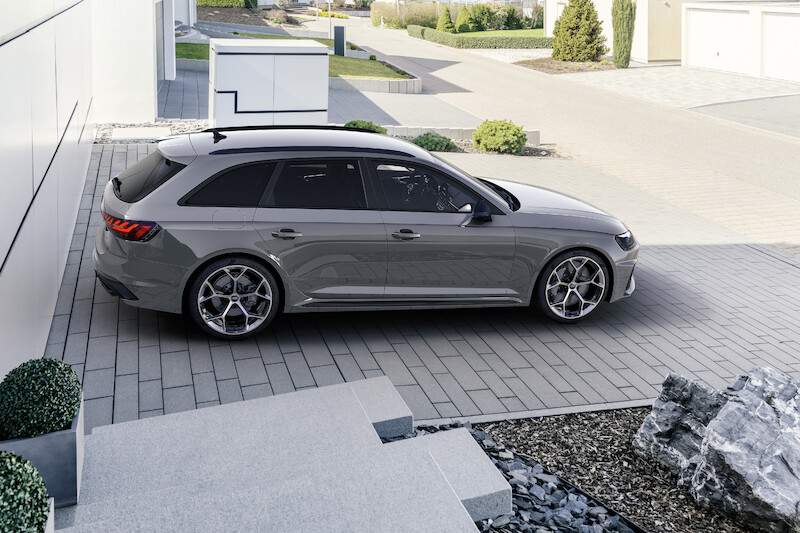Emocje na najwyższych obrotach: nowe pakiety Competition dla Audi RS 4 Avant i Audi RS 5