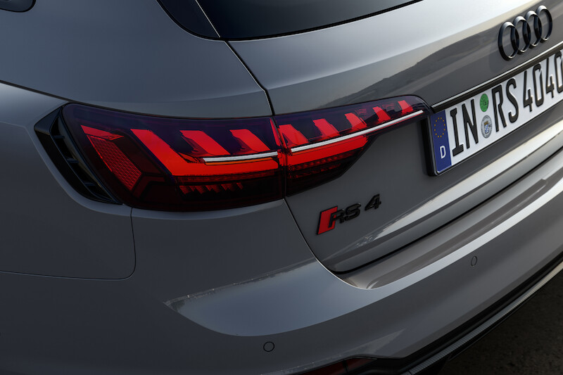 Emocje na najwyższych obrotach: nowe pakiety Competition dla Audi RS 4 Avant i Audi RS 5