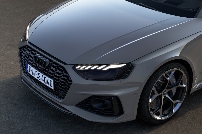 Emocje na najwyższych obrotach: nowe pakiety Competition dla Audi RS 4 Avant i Audi RS 5