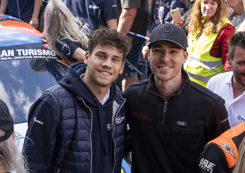 Audi triumfuje w jubileuszowym 24-godzinnym wyścigu na Nürburgring