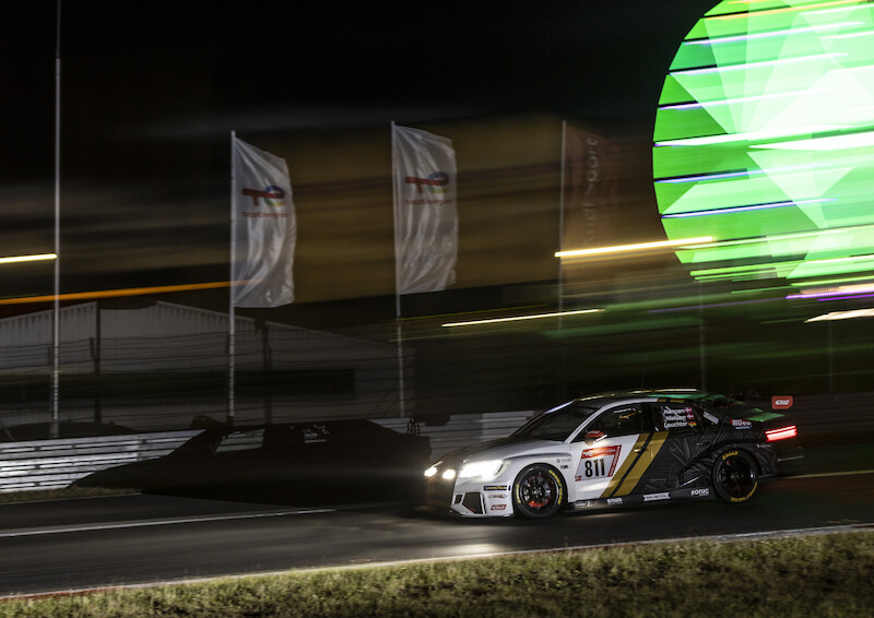 Audi triumfuje w jubileuszowym 24-godzinnym wyścigu na Nürburgring