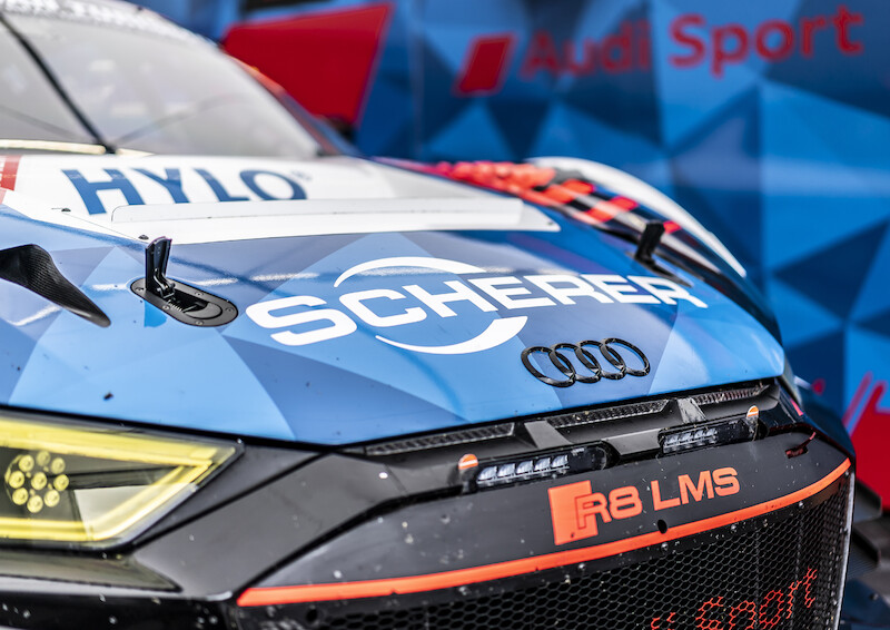 Audi triumfuje w jubileuszowym 24-godzinnym wyścigu na Nürburgring