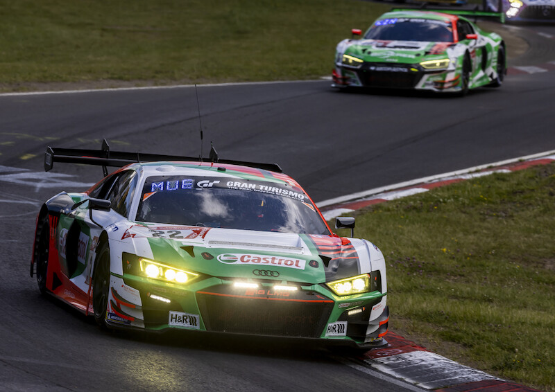 Audi triumfuje w jubileuszowym 24-godzinnym wyścigu na Nürburgring
