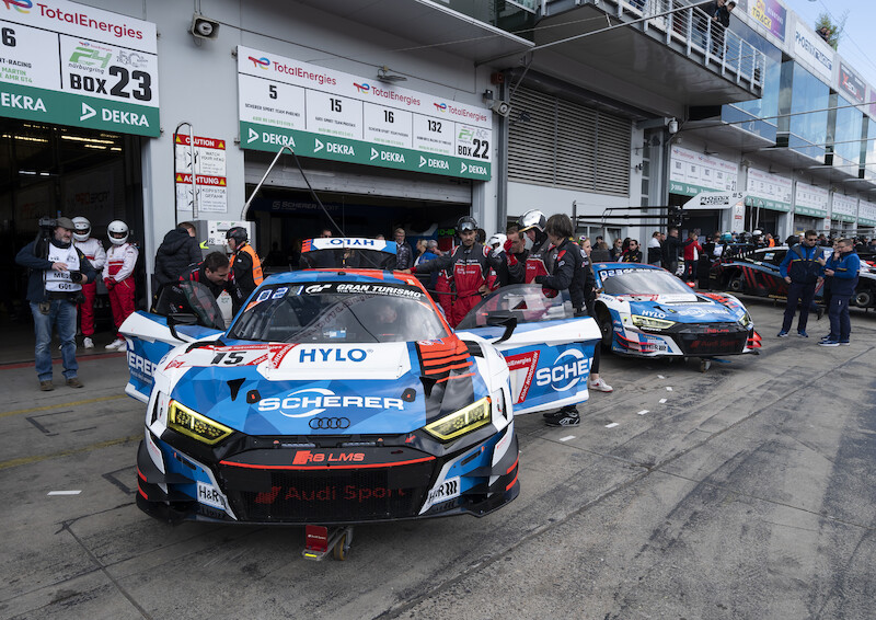 Audi triumfuje w jubileuszowym 24-godzinnym wyścigu na Nürburgring