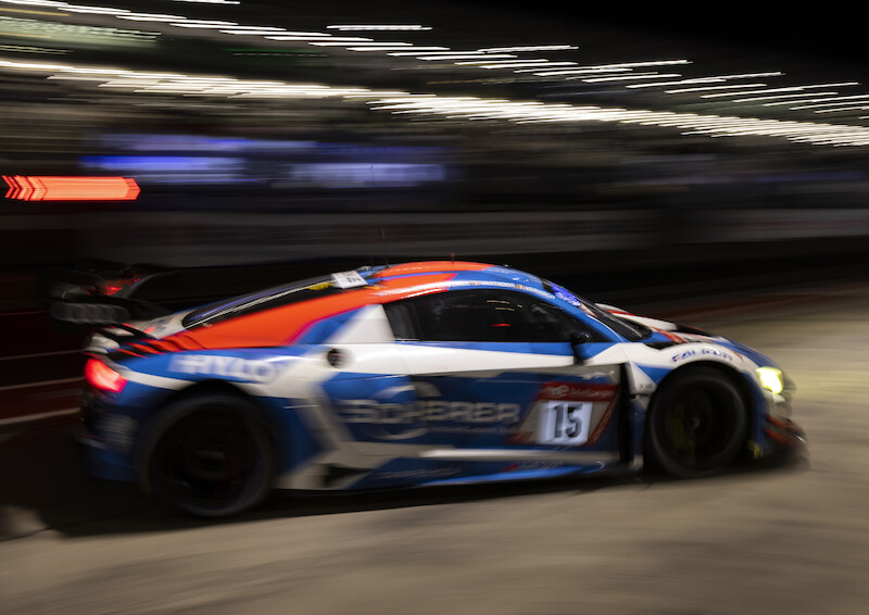 Audi triumfuje w jubileuszowym 24-godzinnym wyścigu na Nürburgring