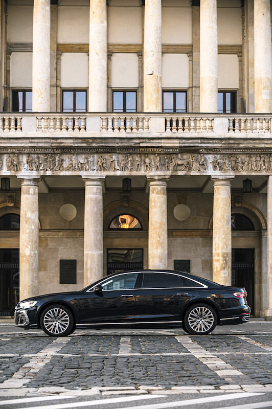 Audi A8