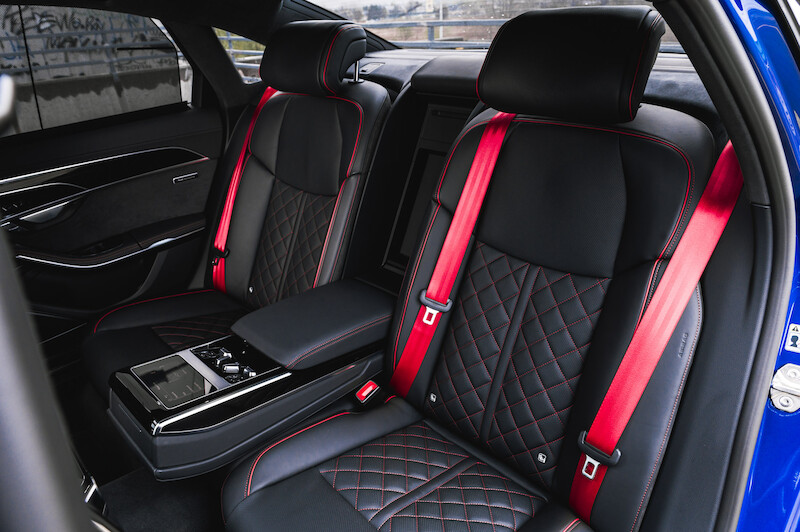 Audi S8