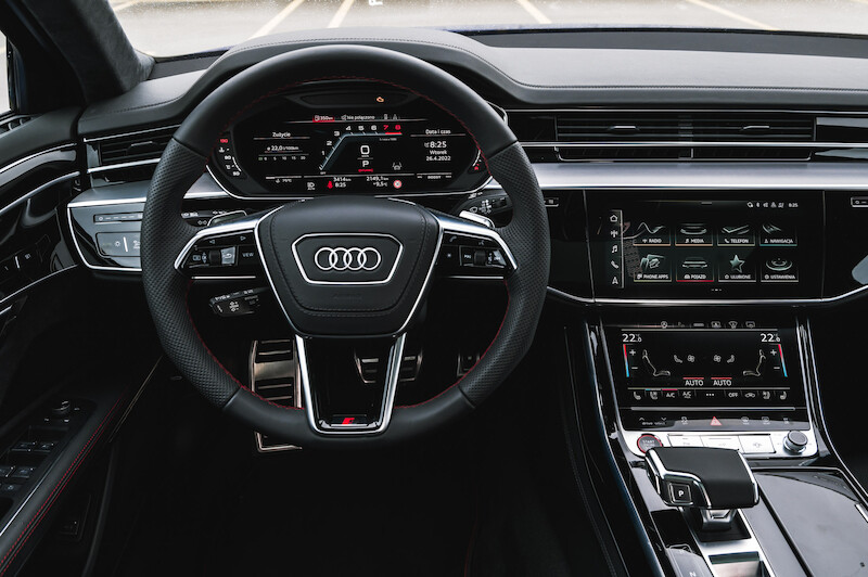Audi S8