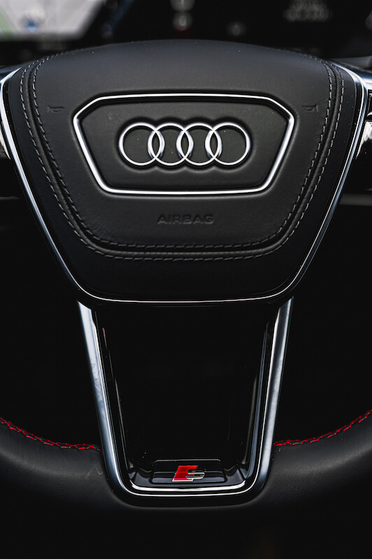 Audi S8
