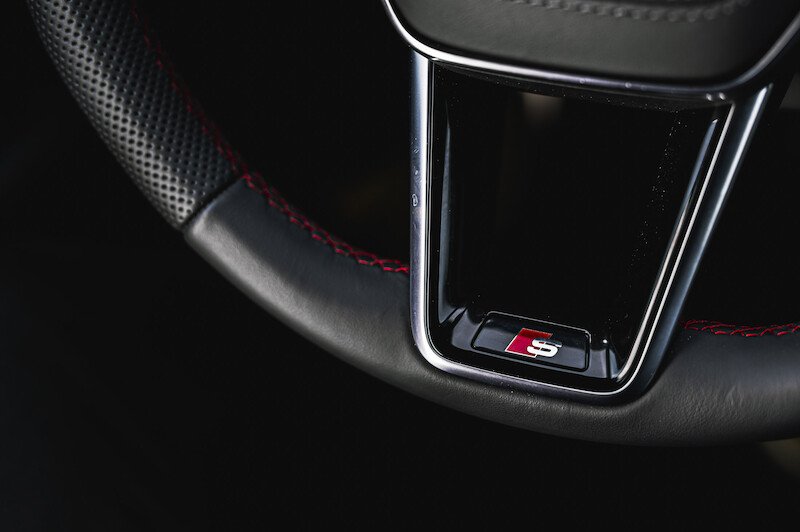 Audi S8