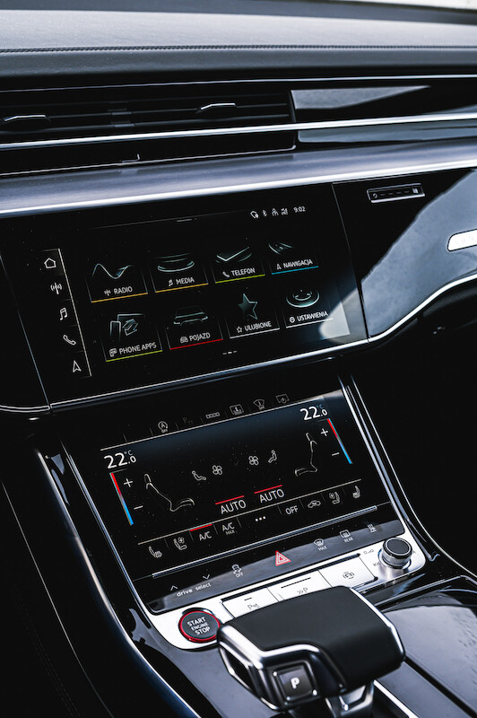 Audi S8