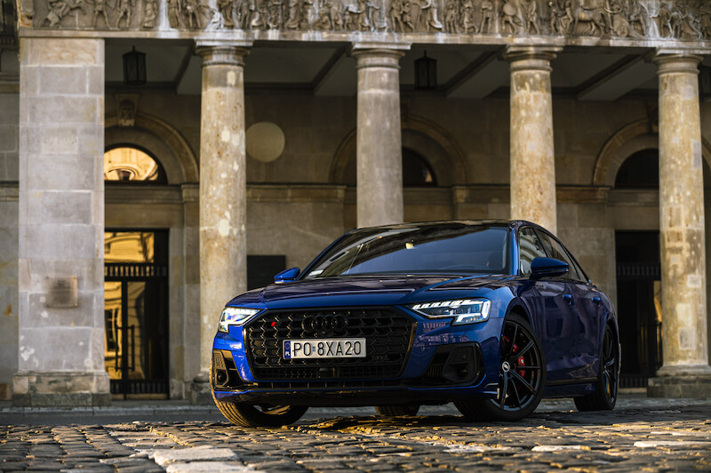 Audi S8