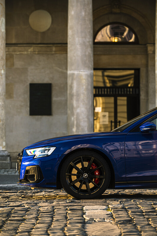 Audi S8