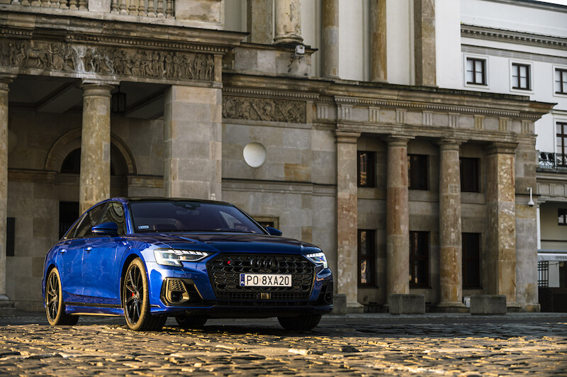 Audi S8