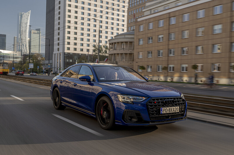 Audi S8