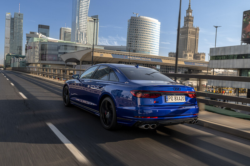 Audi S8