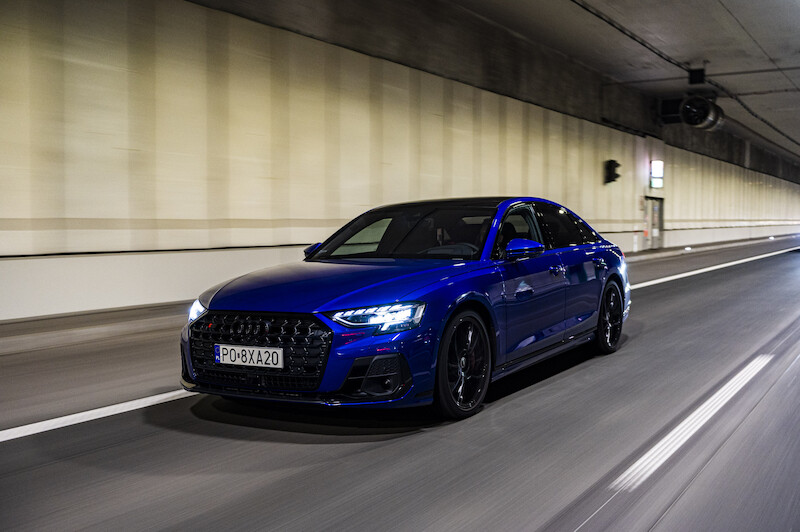 Audi S8
