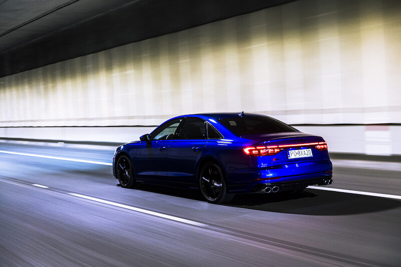 Audi S8