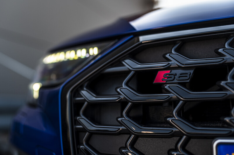 Audi S8