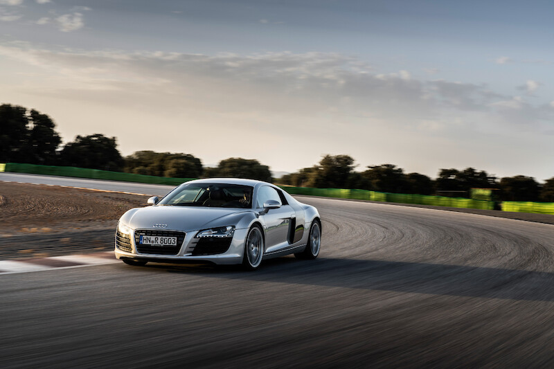 Najwyższe osiągi w swej najczystszej formie: Nowe Audi R8 Coupé V10 GT RWD